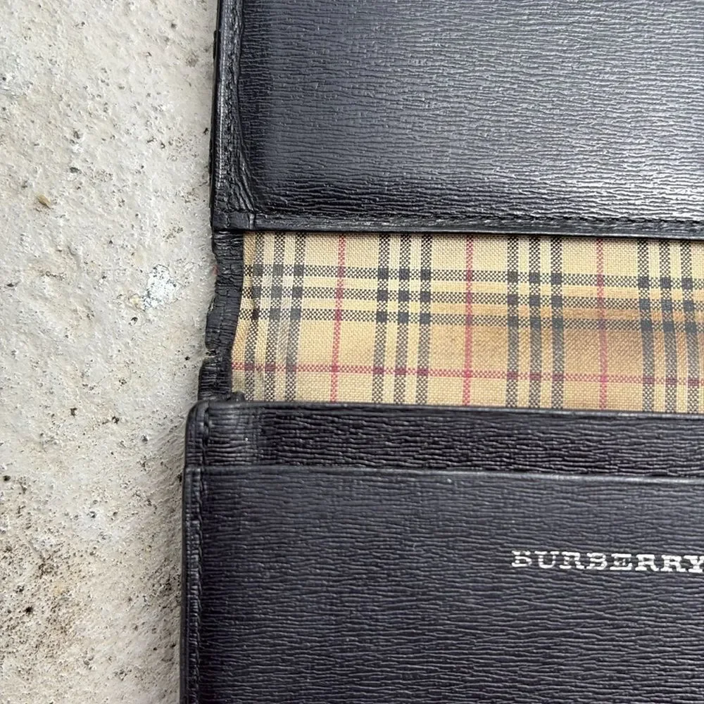 Burberry card holder